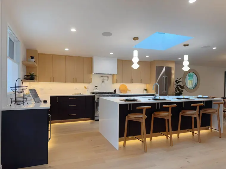 Completed kitchen or home project featuring Riva Oak, Dekor Black