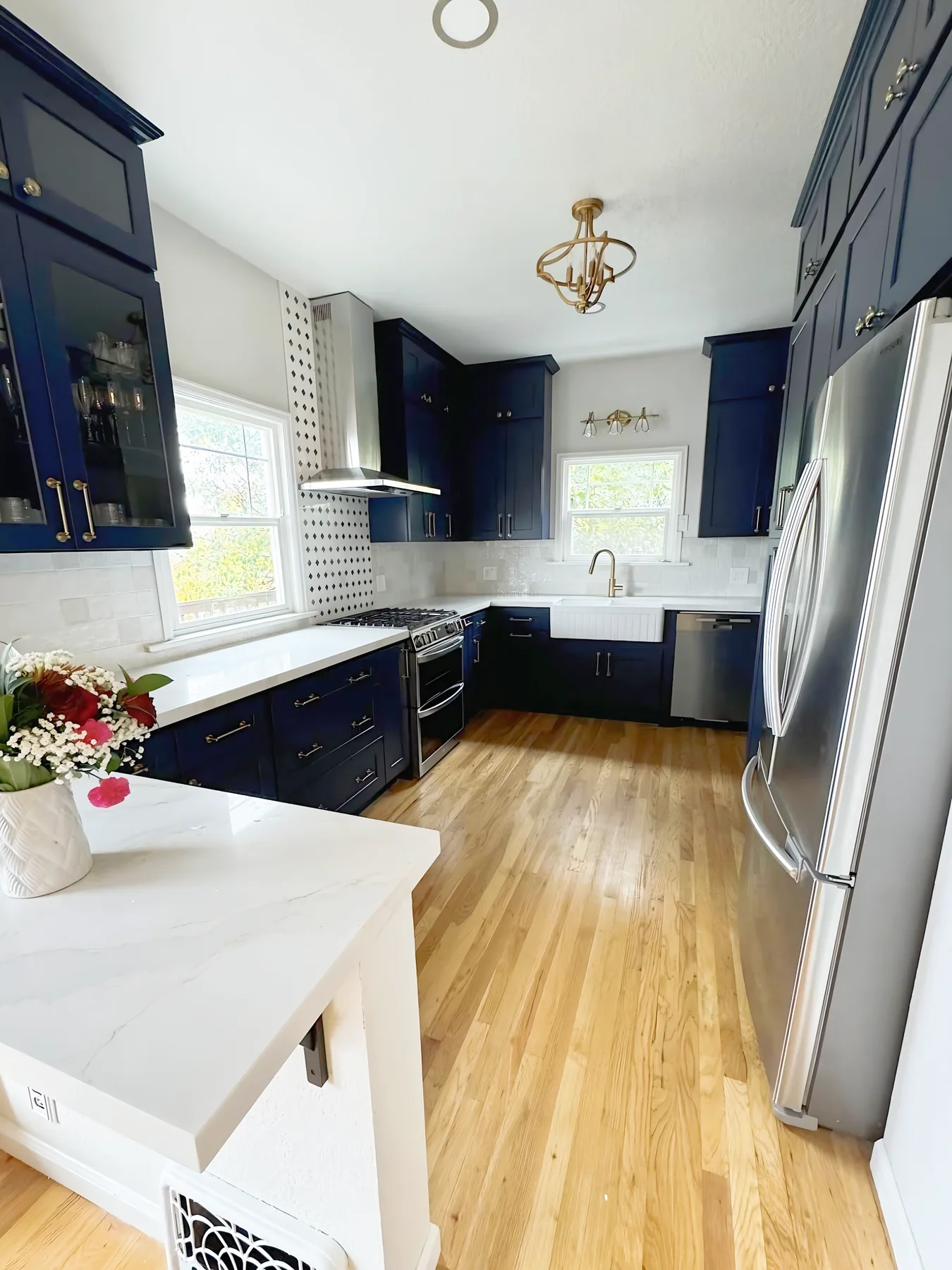 Blue Shaker + TK710-Calacatta Vatino Project completed interior